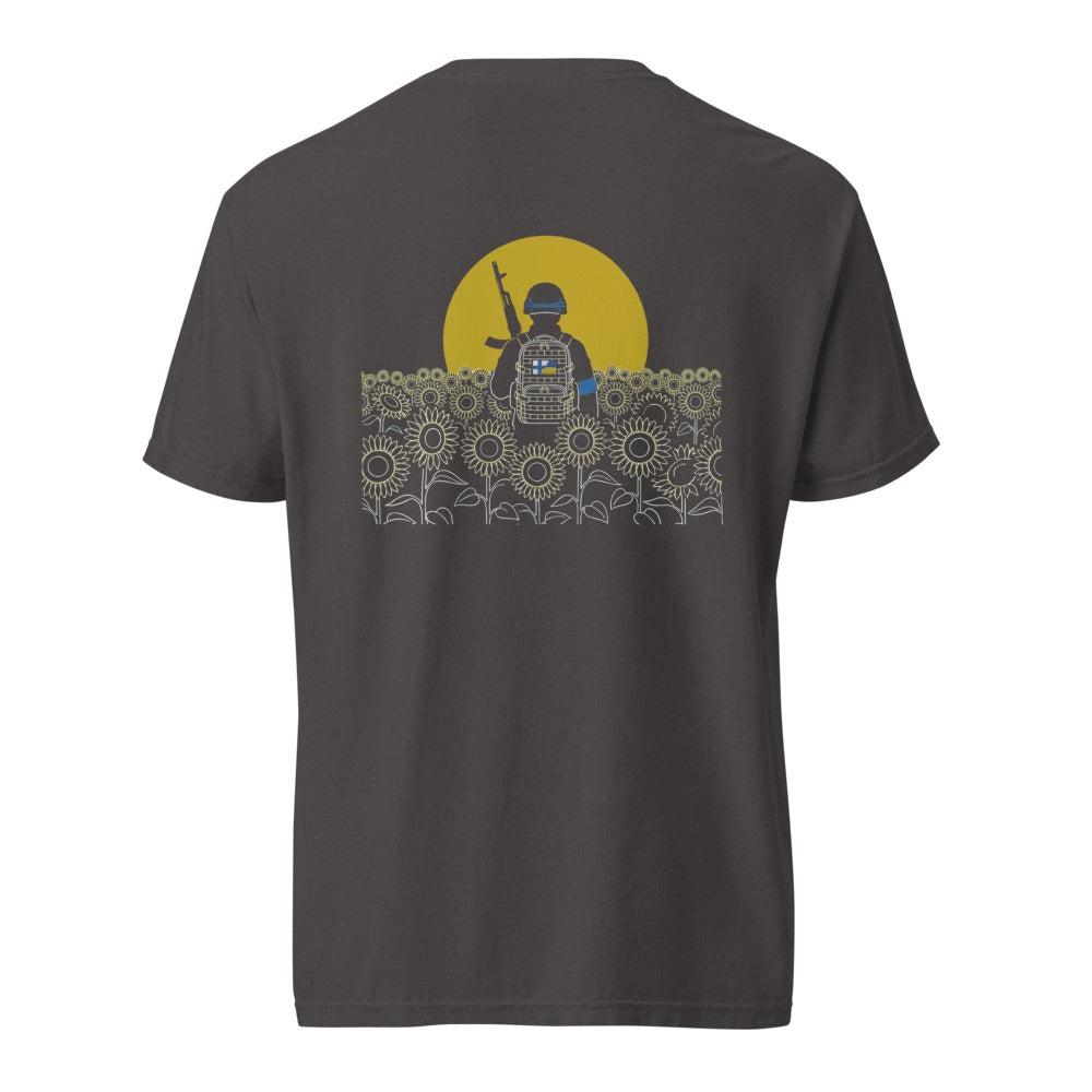 Stand With Ukraine - T-paita – takaprintti (Graphite)