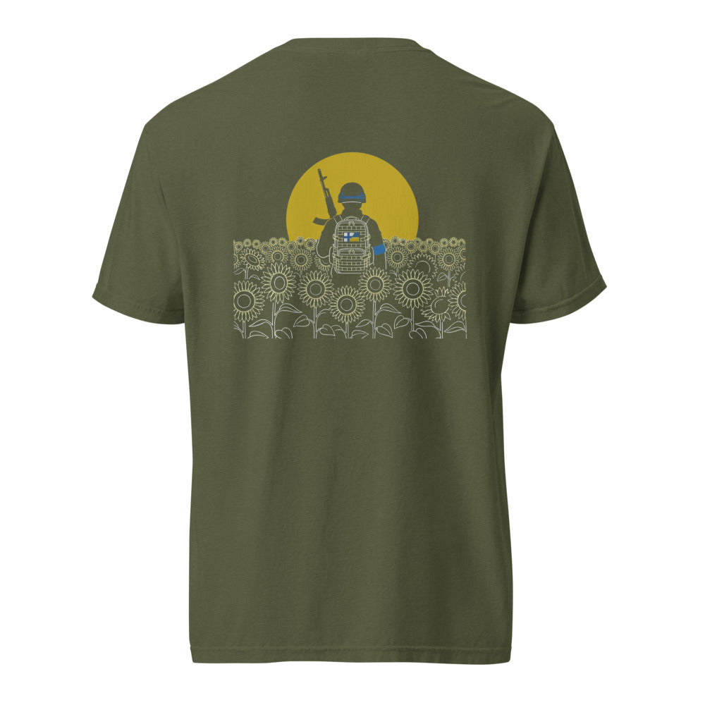 Stand With Ukraine - T-paita – takaprintti (Hemp)